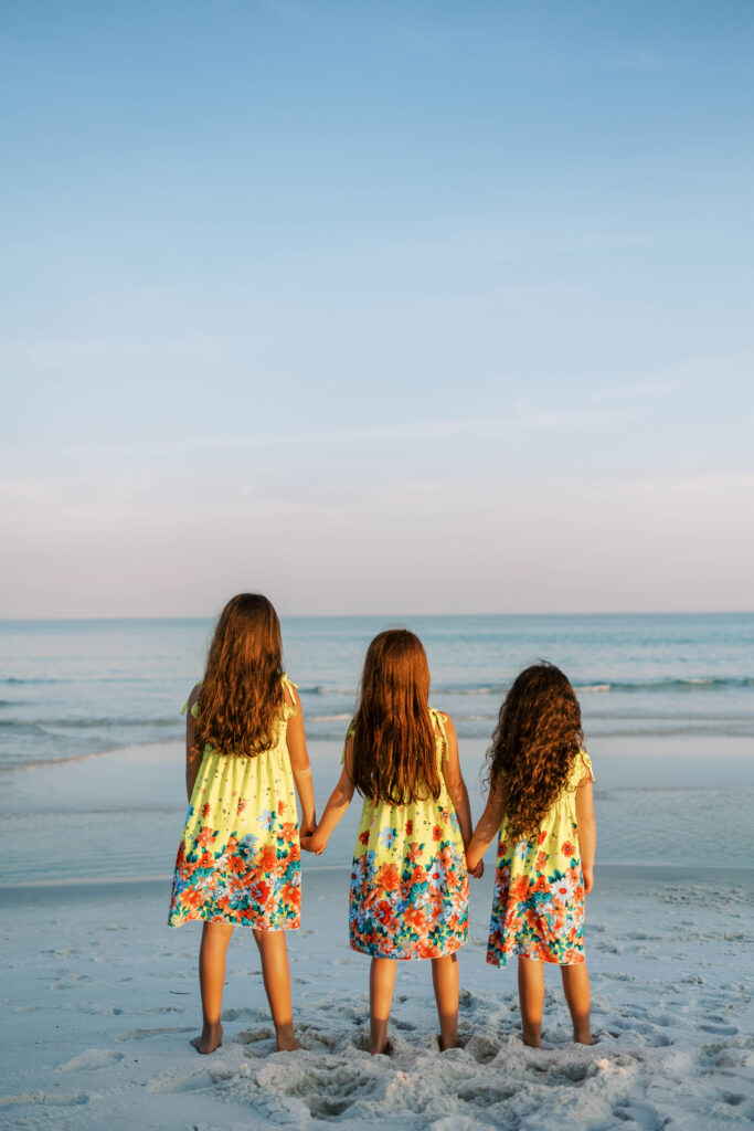 Summer Family PHoto Outfit Color Scheme